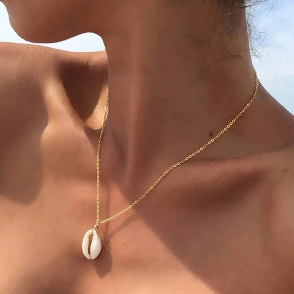 Shell Charm Necklace - Picture 1 of 3